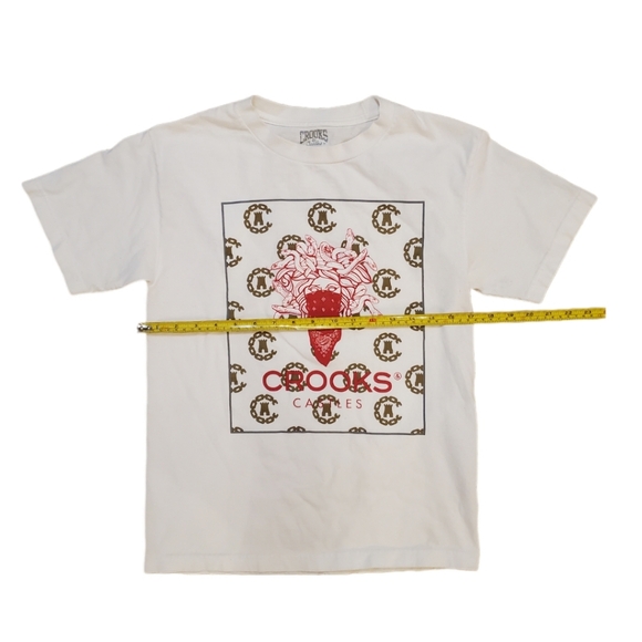 Crooks & Castles Men's White Medusa Red Bandana‎ T-shirt Small - Picture 3 of 5
